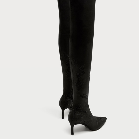 [SOLD]NWT Zara US 6.5 Embroidered Black Knee Boots - Picture 3 of 5